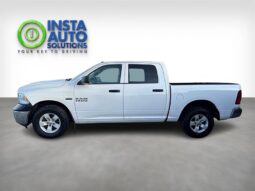 
										2017 RAM 1500 ST full									