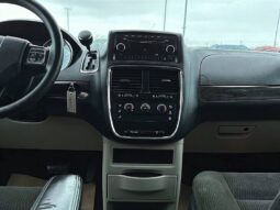 
										2018 Dodge Grand Caravan SE full									