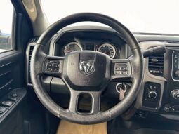 
										2017 RAM 1500 ST full									