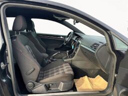 
										2015 Volkswagen Golf GTI full									