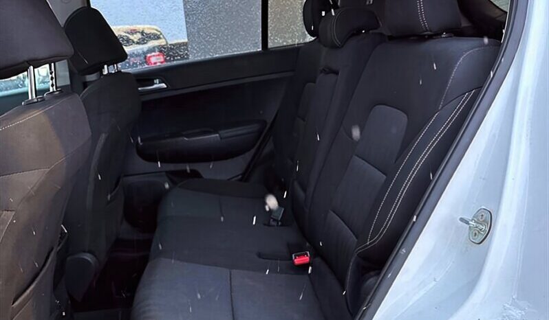 
								2020 Kia Sportage EX full									