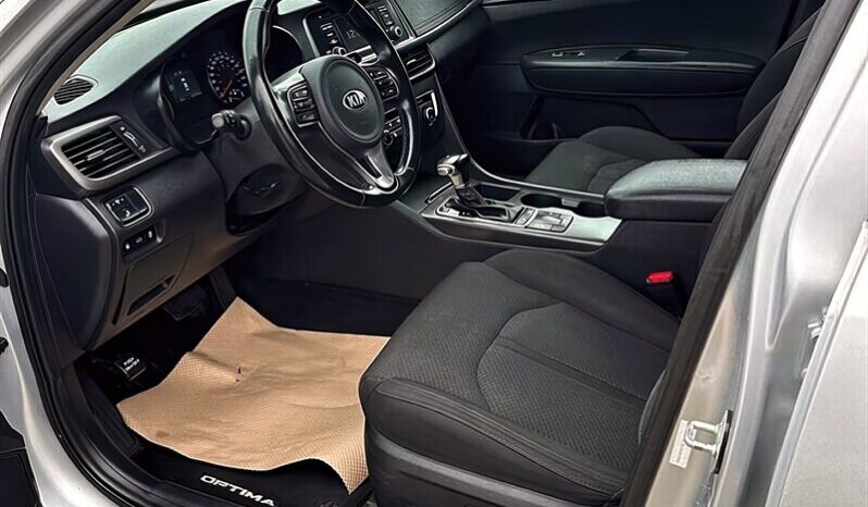 
								2018 Kia Optima LX full									