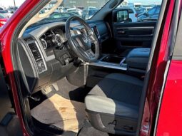 
										2015 RAM 1500 Big Horn full									