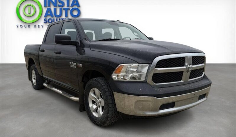 
								2014 RAM 1500 ST full									