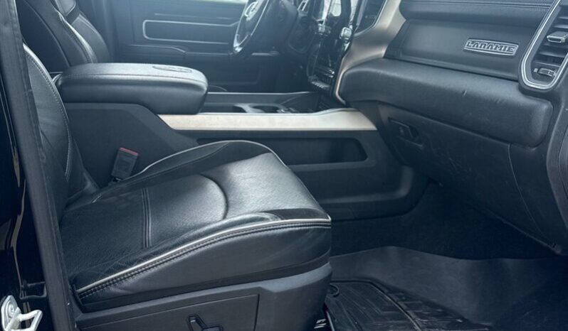 
								2019 RAM 2500 Laramie Sport Lifted Diesel full									