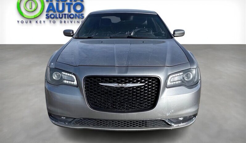 
								2016 Chrysler 300 Series S full									