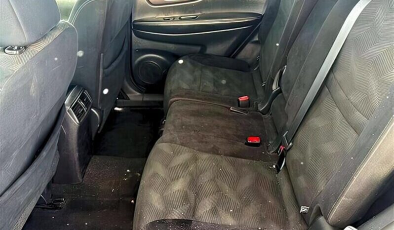 
								2016 Nissan Rogue SV Moonroof full									