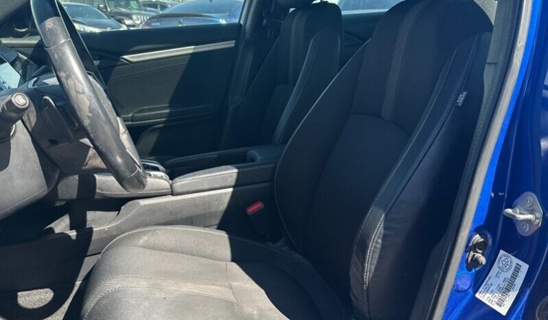 
								2019 Honda Civic Sport full									