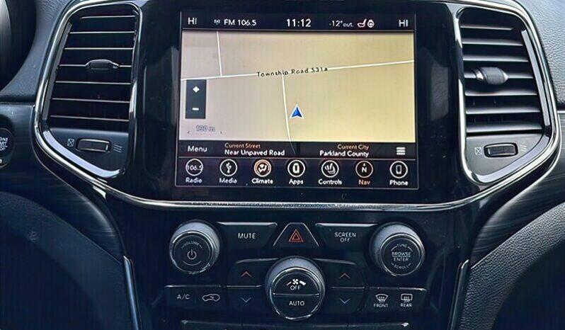 
								2019 Jeep Grand Cherokee Laredo 4WD full									