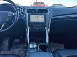 
										2017 Ford Fusion SE full									
