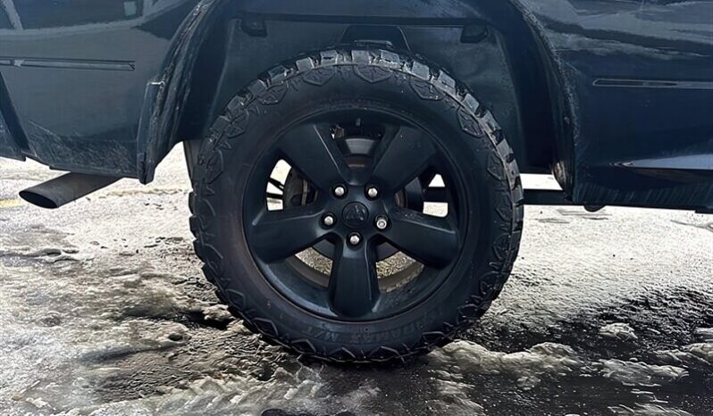 
								2019 RAM 1500 Express full									