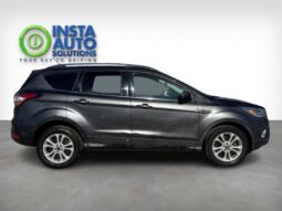 
										2018 Ford Escape SEL full									