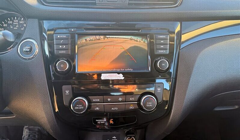 
								2019 Nissan Qashqai SV full									