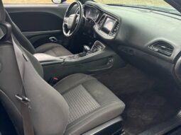 
										2017 Dodge Challenger SXT Plus full									