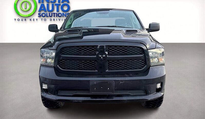 
								2019 RAM 1500 Express full									