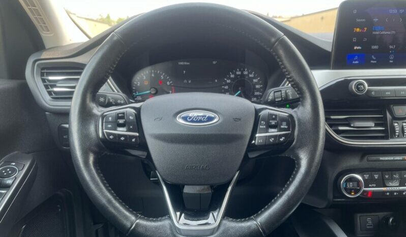 
								2021 Ford Escape SEL full									