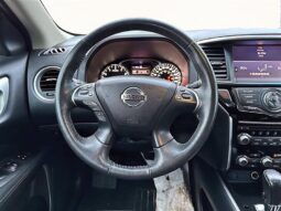 
										2017 Nissan Pathfinder SV full									
