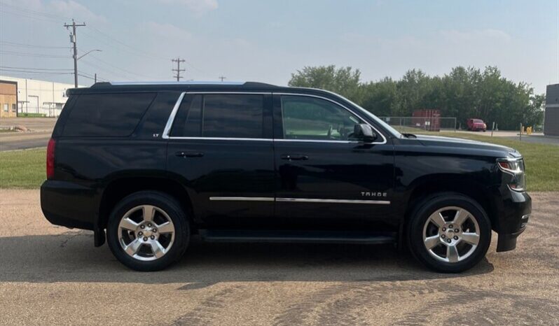 
								2017 Chevrolet Tahoe LT2 full									