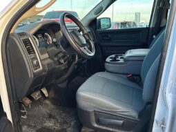
										2017 RAM 1500 ST full									