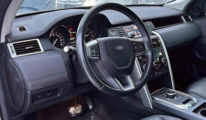
								2018 Land Rover Discovery Sport SE 4WD full									