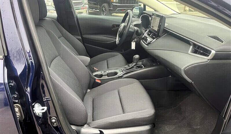 
								2024 Toyota Corolla LE full									