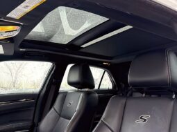 
										2022 Chrysler 300 Series S V6 full									