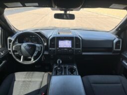 
										2019 Ford F-150 XLT Sport FX4 full									