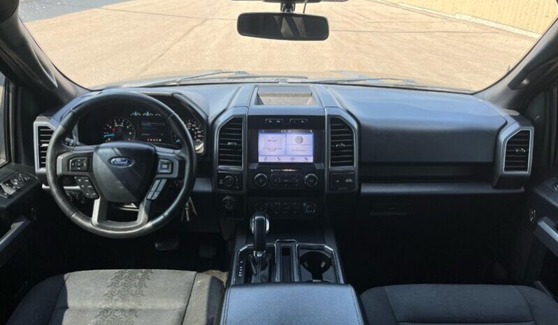 
								2019 Ford F-150 XLT Sport FX4 full									