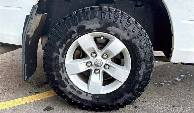 
								2017 RAM 1500 ST full									