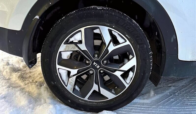
								2020 Kia Sportage EX full									