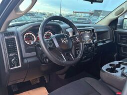 
										2019 RAM 1500 Express full									