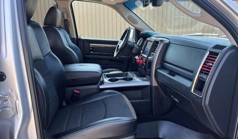 
								2018 RAM 1500 Sport Night Edition full									