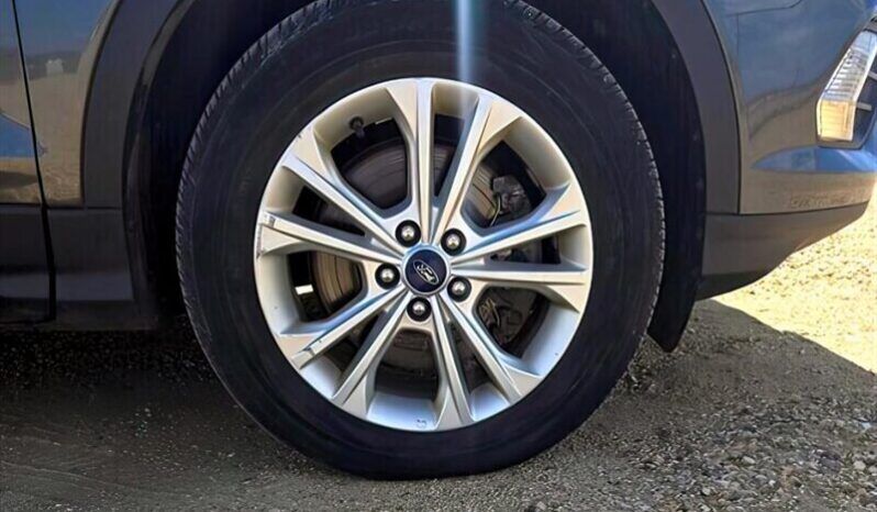 
								2018 Ford Escape SE full									