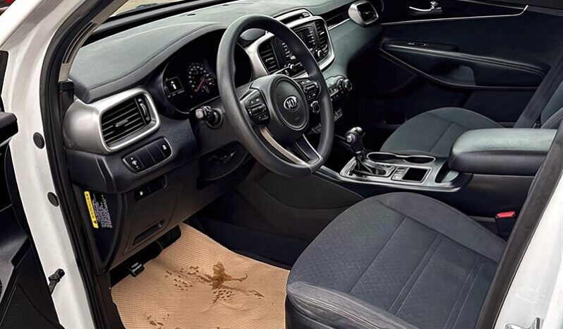 
								2018 Kia Sorento LX full									