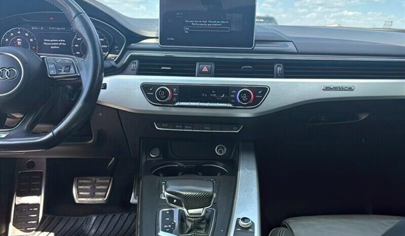 
								2018 Audi A4 2.0 TFSI quattro Technik full									