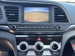
										2019 Hyundai Elantra Preferred full									