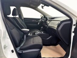 
										2019 Nissan Rogue SV full									