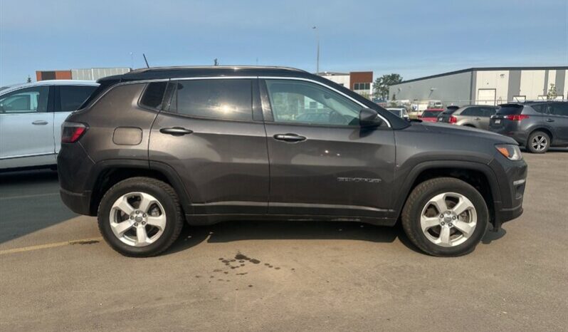 
								2019 Jeep Compass North full									