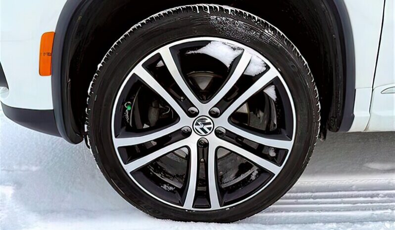 
								2017 Volkswagen Tiguan Highline 4Motion full									