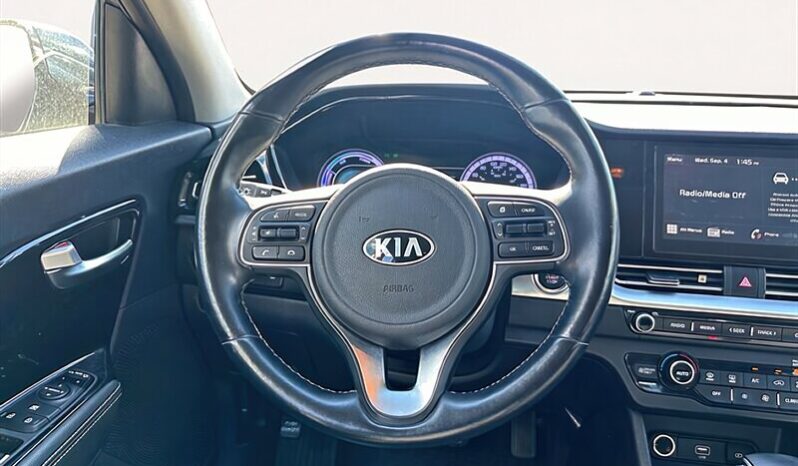
								2020 Kia Niro Touring Special Edition full									