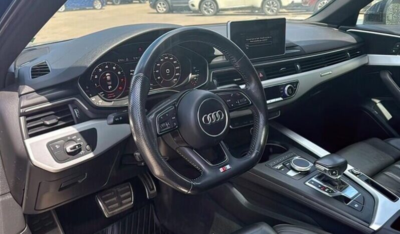 
								2018 Audi A4 2.0 TFSI quattro Technik full									