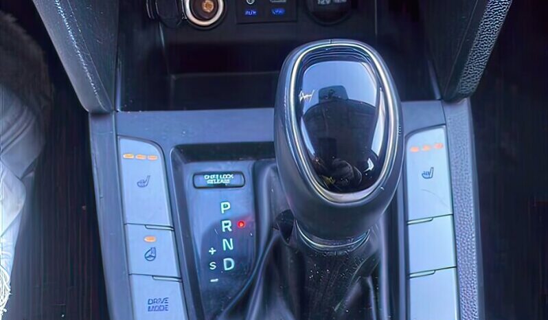 
								2019 Hyundai ELANTRA Preferred full									