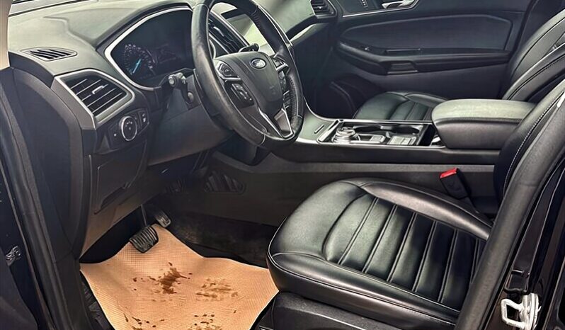 
								2019 Ford Edge SEL full									