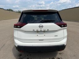 
										2024 Nissan Rogue S full									