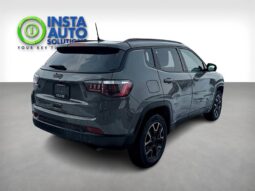 
										2019 Jeep Compass Upland full									