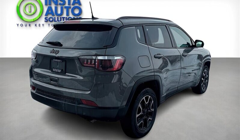 
								2019 Jeep Compass Upland full									