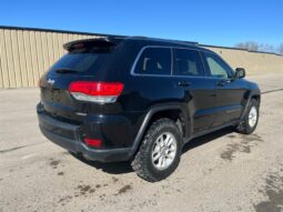 
										2018 Jeep Grand Cherokee Laredo full									