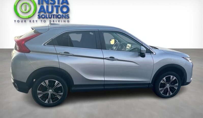 
								2020 Mitsubishi Eclipse Cross ES full									