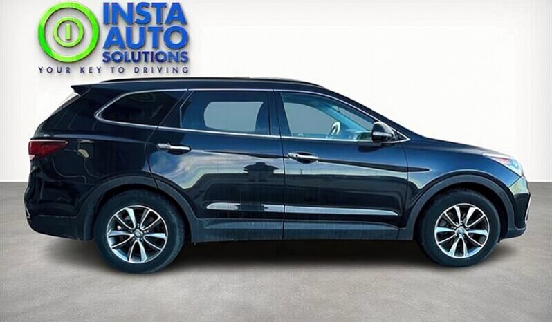 
								2017 Hyundai Santa Fe XL Premium full									