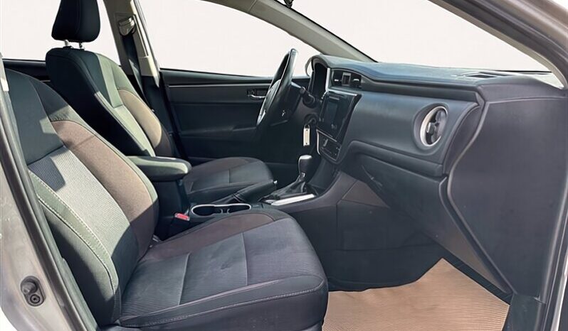 
								2018 Toyota Corolla LE full									